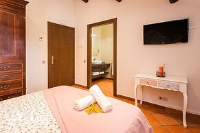 Masia Can Canyes & Spa