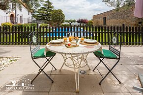 Masia Can Canyes & Spa