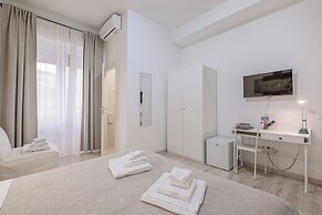 Damiani & Sister Guest House