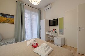 Damiani & Sister Guest House