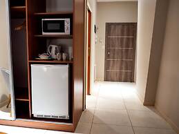 Leloir Suites & Meetings