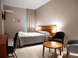 Leloir Suites & Meetings