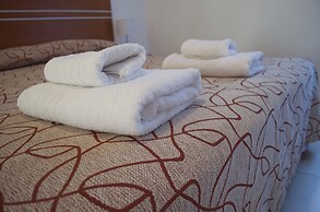 Leloir Suites & Meetings