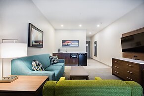 Holiday Inn Calgary South Conference Center by IHG