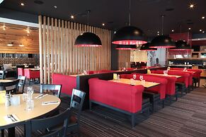 Holiday Inn Calgary South Conference Center by IHG