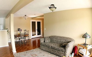 Leigh Lani Guest House