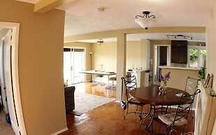 Leigh Lani Guest House