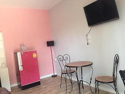 R2 Apartment Service