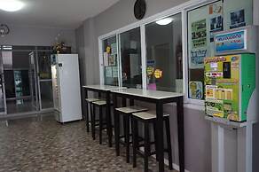 R2 Apartment Service