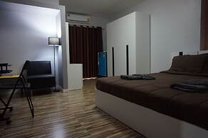 R2 Apartment Service