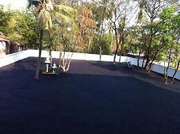 R2 Apartment Service