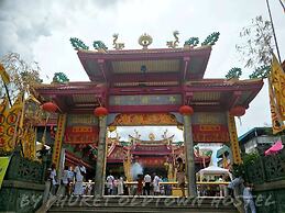 Phuket Old Town Hostel