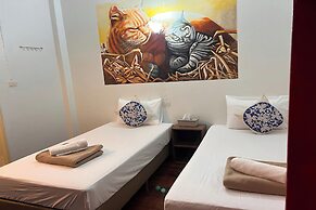 Phuket Old Town Hostel