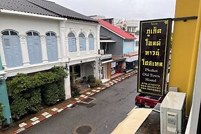 Phuket Old Town Hostel