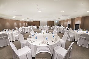 Royal Emporium Incheon Airport Hotel