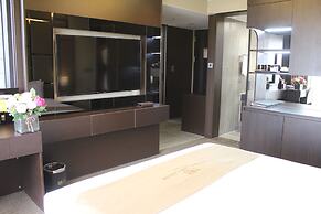 Royal Emporium Incheon Airport Hotel