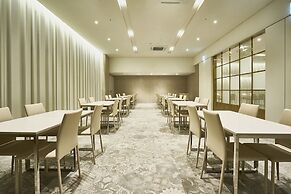 Royal Emporium Incheon Airport Hotel