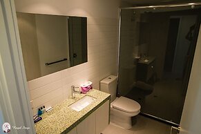 Royal Stays Apartments Docklands