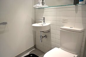 Royal Stays Apartments Docklands