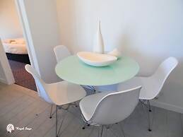 Royal Stays Apartments Docklands