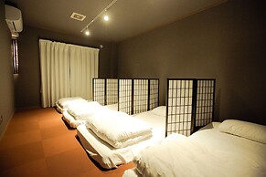 Hakata Minoshima Hostel FUTAGI