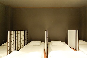 Hakata Minoshima Hostel FUTAGI