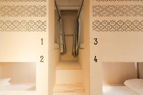 Hakata Minoshima Hostel FUTAGI