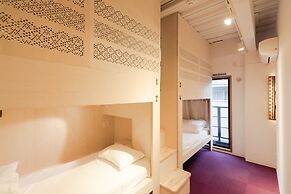 Hakata Minoshima Hostel FUTAGI