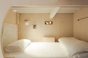 Hakata Minoshima Hostel FUTAGI