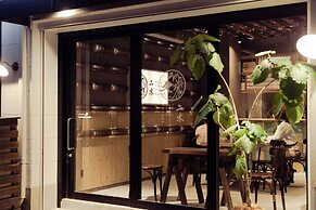 Hakata Minoshima Hostel FUTAGI