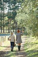 Olio Bello Lakeside Glamping