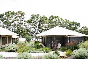 Olio Bello Lakeside Glamping