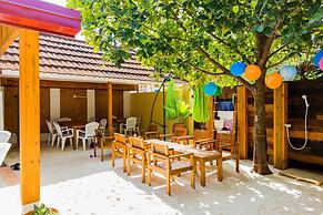 Holiday Garden Rasdhoo