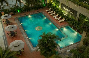 Express Inn The Business Luxury Hotel