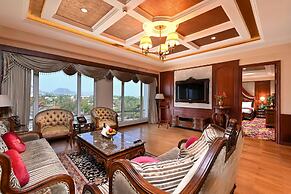 Express Inn The Business Luxury Hotel