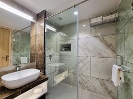 Express Inn The Business Luxury Hotel