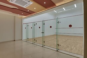 Express Inn The Business Luxury Hotel