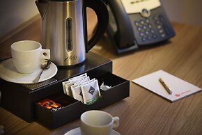 Old Town Residence by Little King