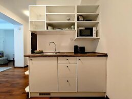Old Town Residence by Little King