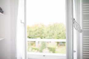 Maison Ailleurs