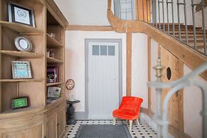 Maison Ailleurs