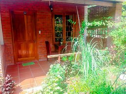 Be Home 3 Hostel and Bungalow