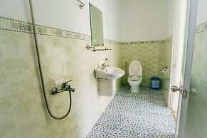 Be Home 3 Hostel and Bungalow