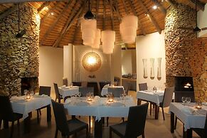 Nambiti Plains Private Game Lodge