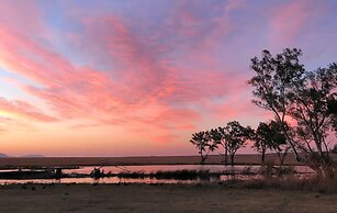 Nambiti Plains Private Game Lodge