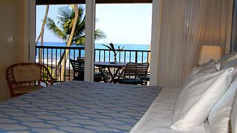 Kona Bali Kai 223 - Oceanfront 2 Bedroom Condo by RedAwning