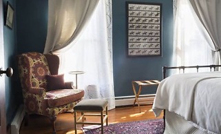 Burdett House Bed & Breakfast