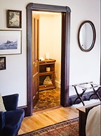 Burdett House Bed & Breakfast