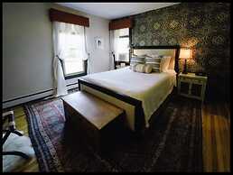Burdett House Bed & Breakfast