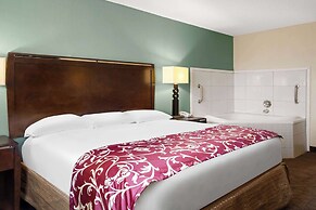 Travelodge by Wyndham Gaylord